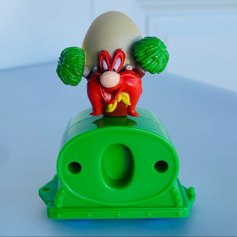 NEW 1999 Looney Tunes Action Figure